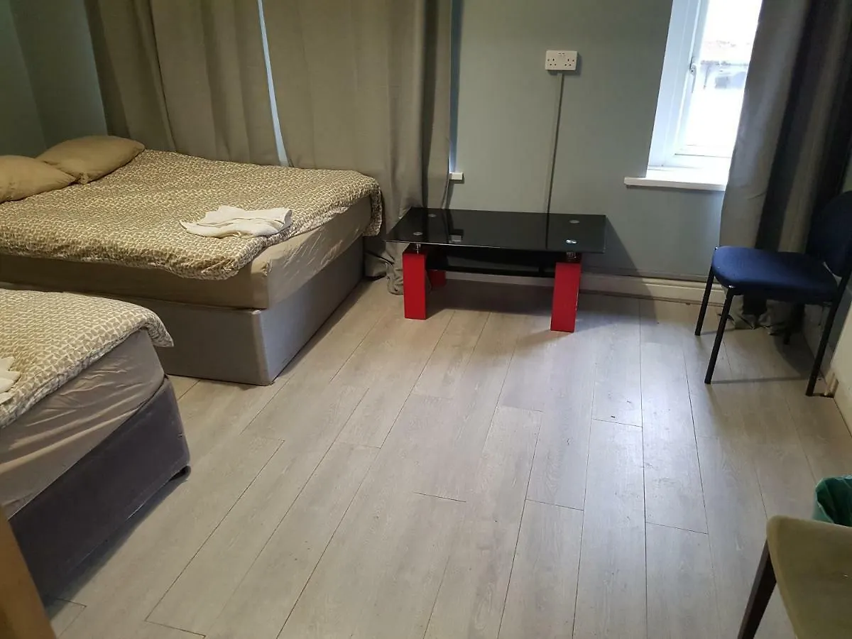 Cardiff Stadium Guest House 0*,  United Kingdom